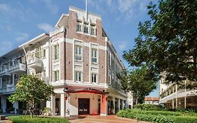 Maxwell Reserve Singapore, Autograph Collection 5*